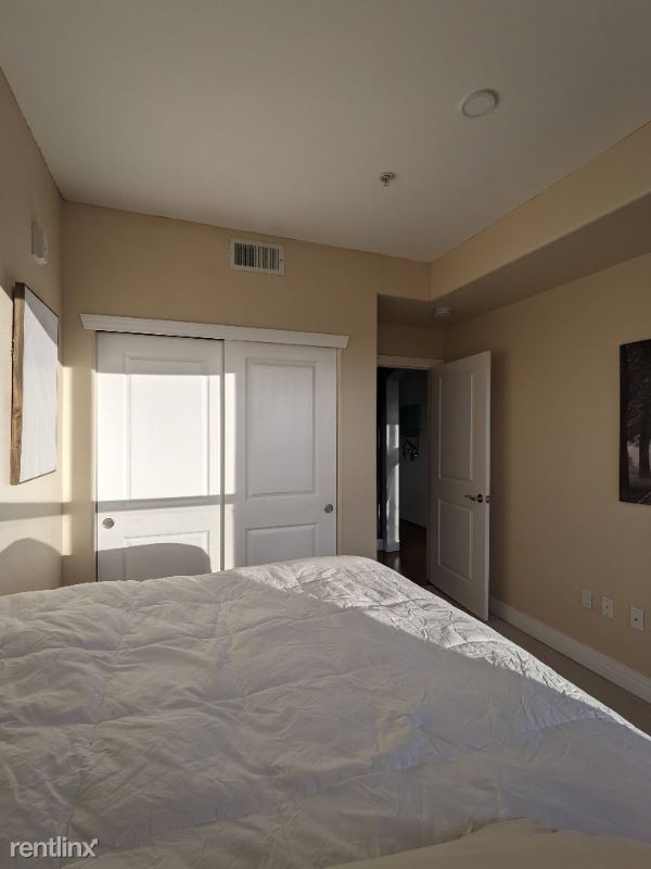 9039 East Panorama Circle 205 - Photo 3