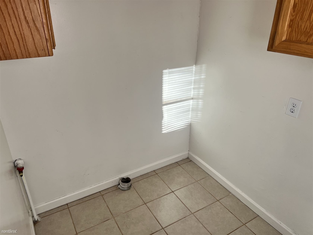 3141 North Inyo Street - Photo 12