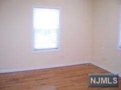 683 Bloomfield Avenue - Photo 4