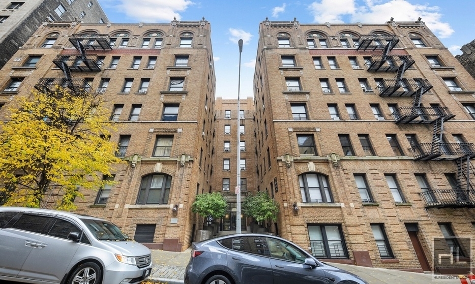 West 151st Street - Photo 11