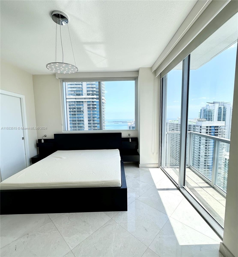 1060 Brickell Ave - Photo 21