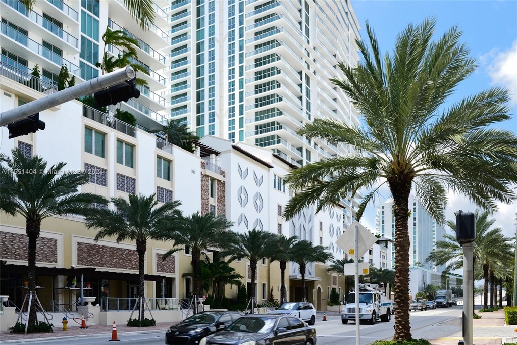 300 Sunny Isles Blvd - Photo 34