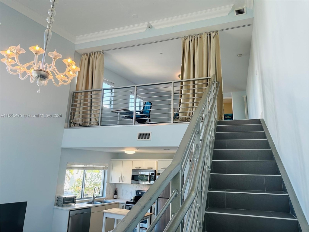 7700 Collins Ave - Photo 24