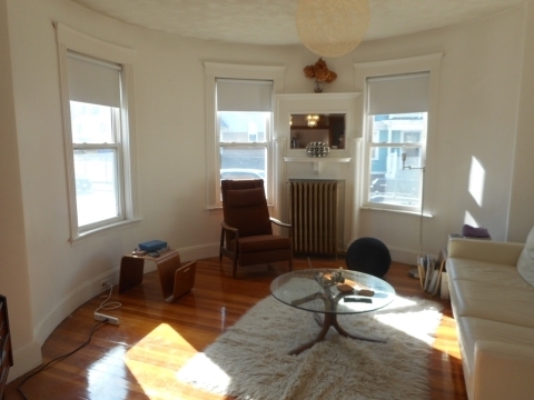 100 Sumner St - Photo 1