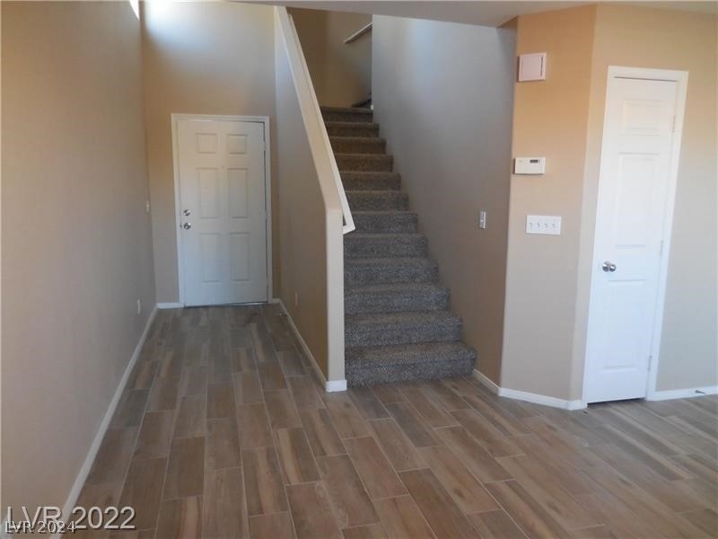 6486 Muldoon Court - Photo 4