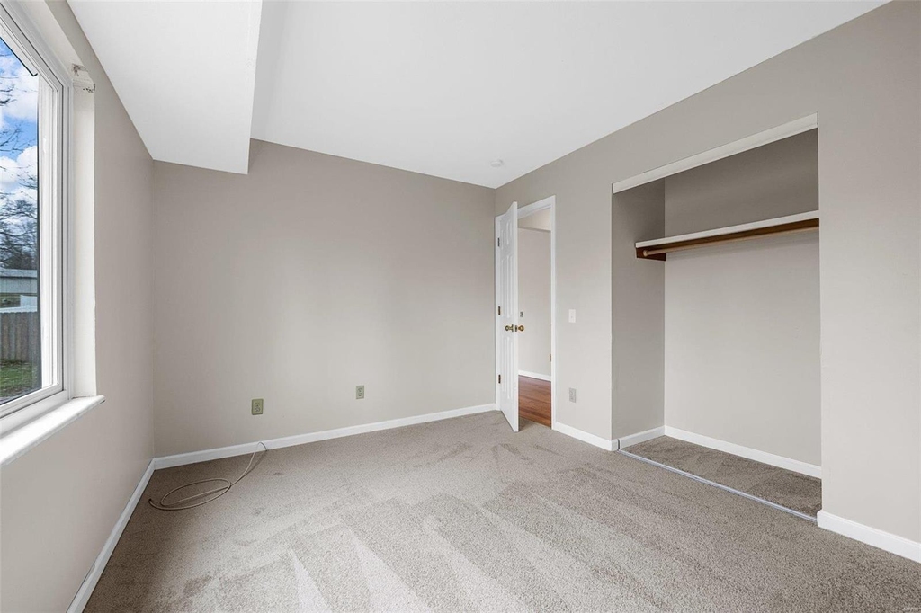 215 Shadyoak Drive - Photo 11