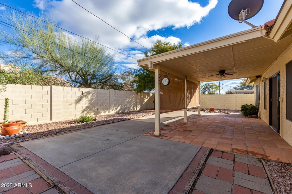 9717 E Del Monte Avenue - Photo 25