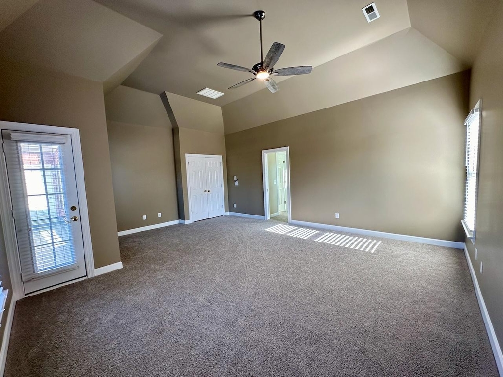 305 Birdwood Court - Photo 20