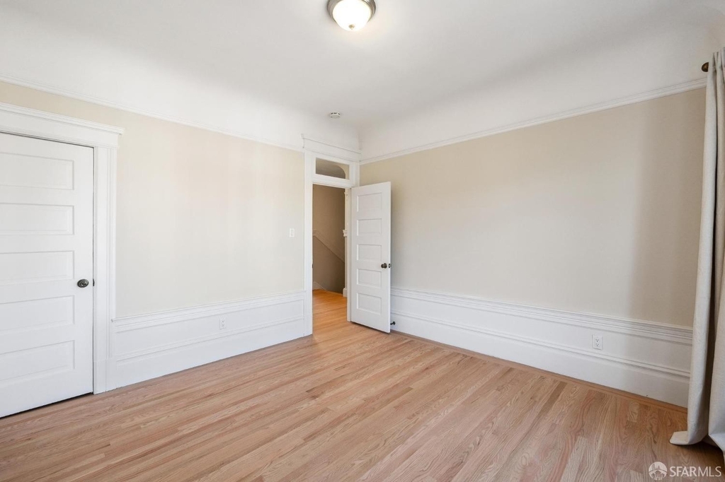 123 10th Avenue - Photo 27