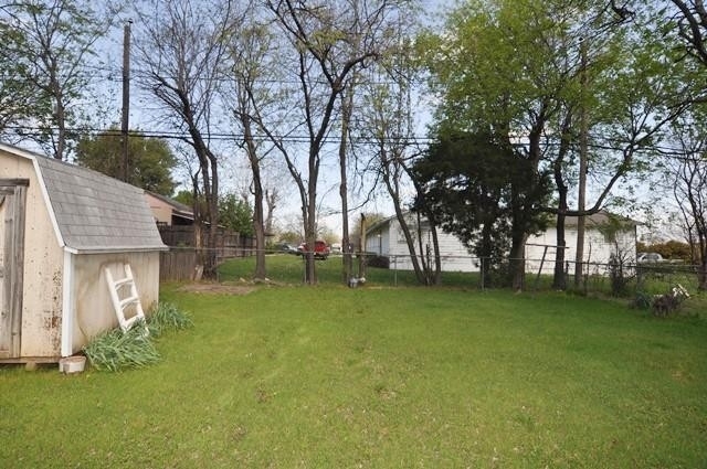 1105 Baker Street - Photo 18