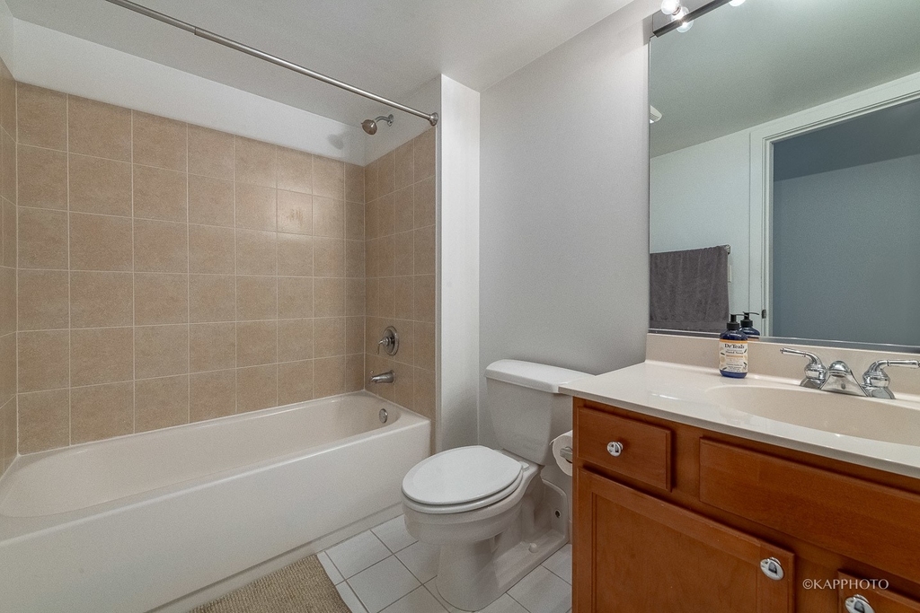 1111 W 15th Street - Photo 21