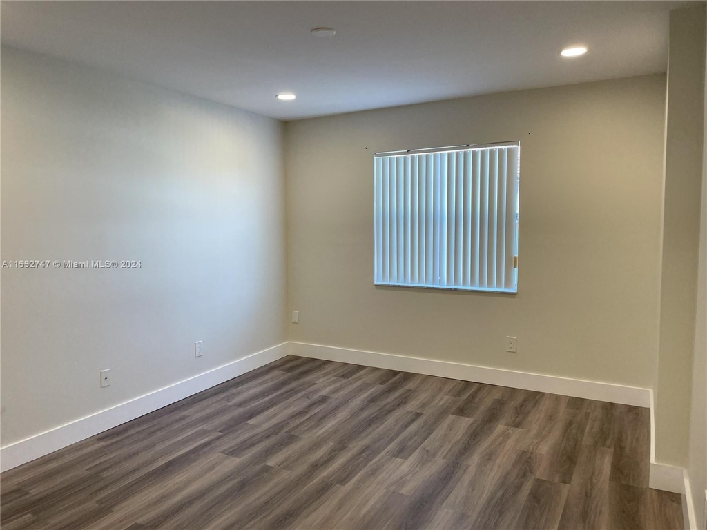 20900 Sw 83 Av - Photo 8