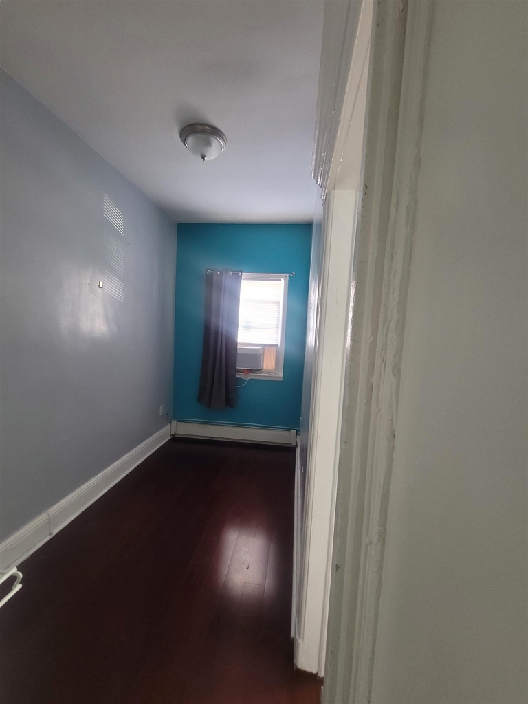 29 Romaine Ave - Photo 6