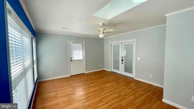 306 Leonard - Photo 13