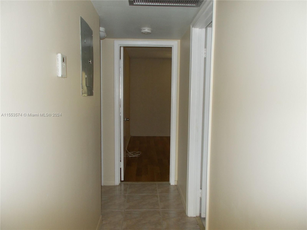 251 Sw 132nd Way - Photo 9