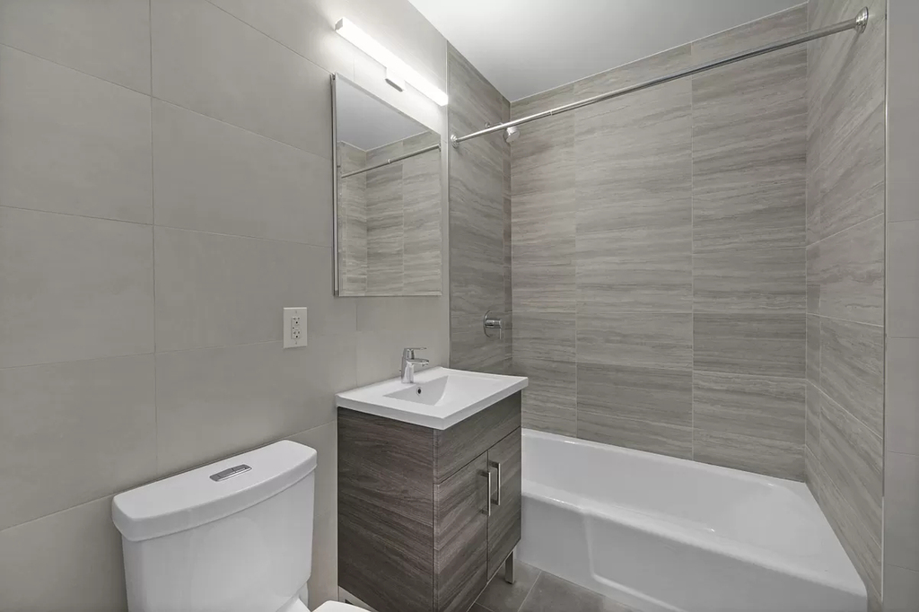 237 West 48th Street - Photo 8