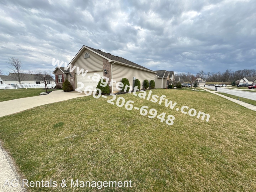 8819 Strathmore Ln - Photo 23