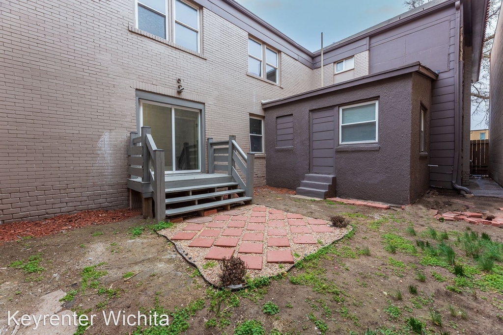 324 N Topeka Ave - Photo 10