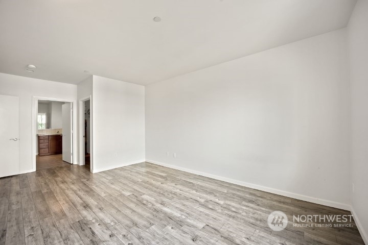 11004 Ne 11th Street - Photo 18