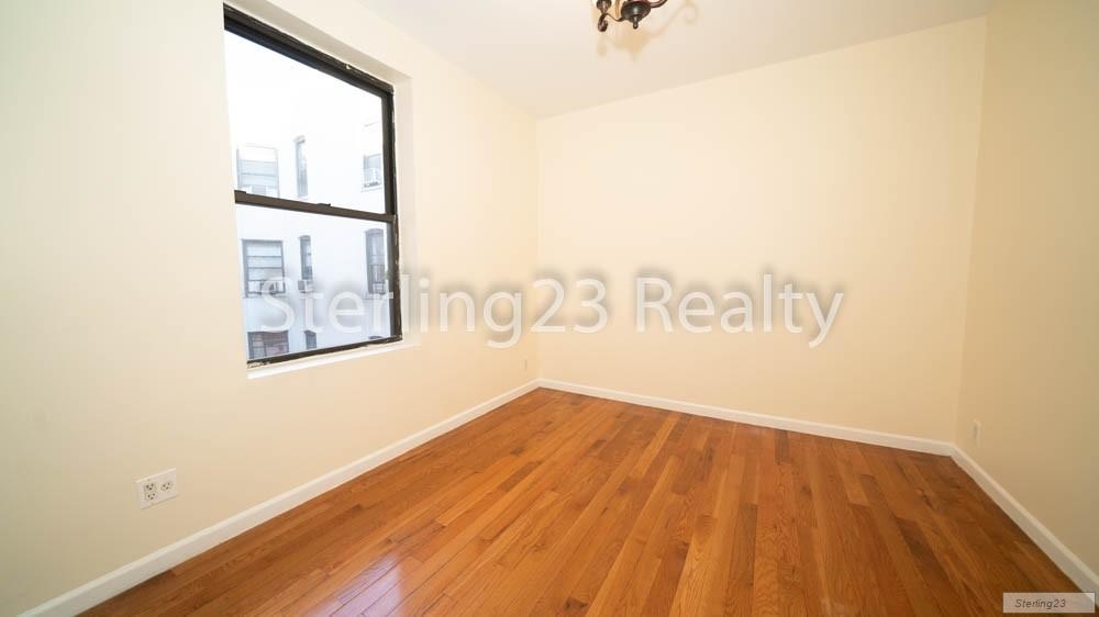 28-05 43rd Street - Photo 7