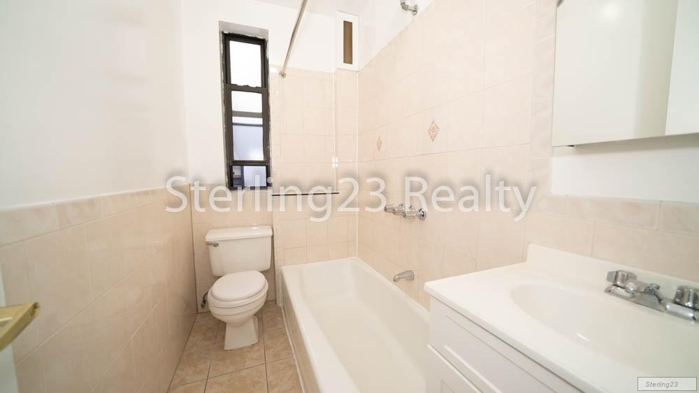 28-05 43rd Street - Photo 3