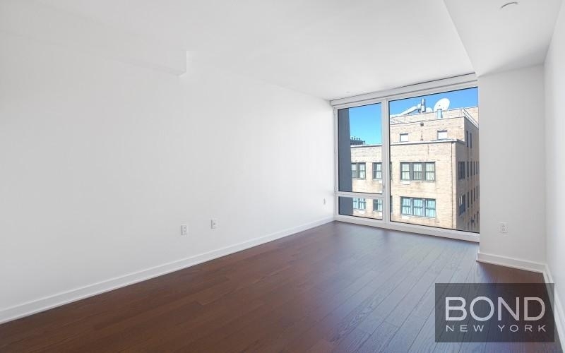 400 West 113th Street - Photo 0