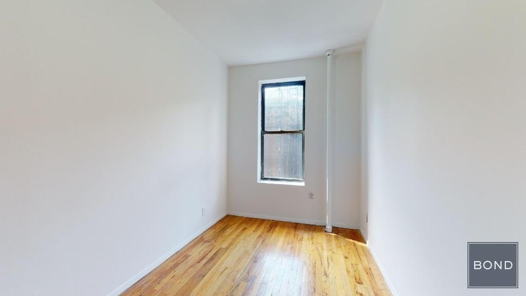 425 East 65 Street - Photo 7