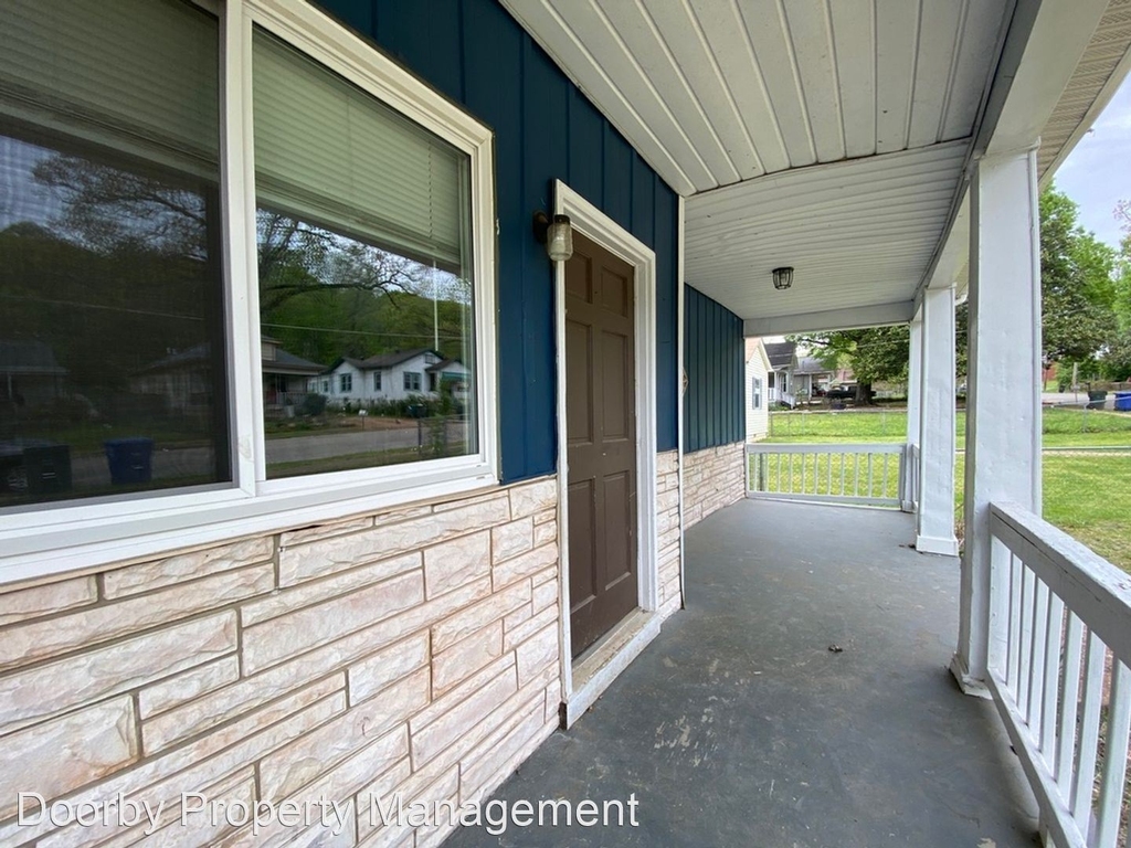 3115 14th Ave - Photo 1