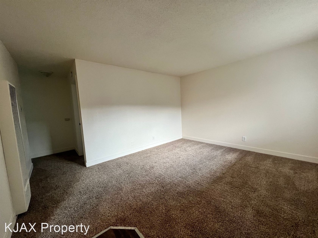 3129 Trussel Way - Photo 17