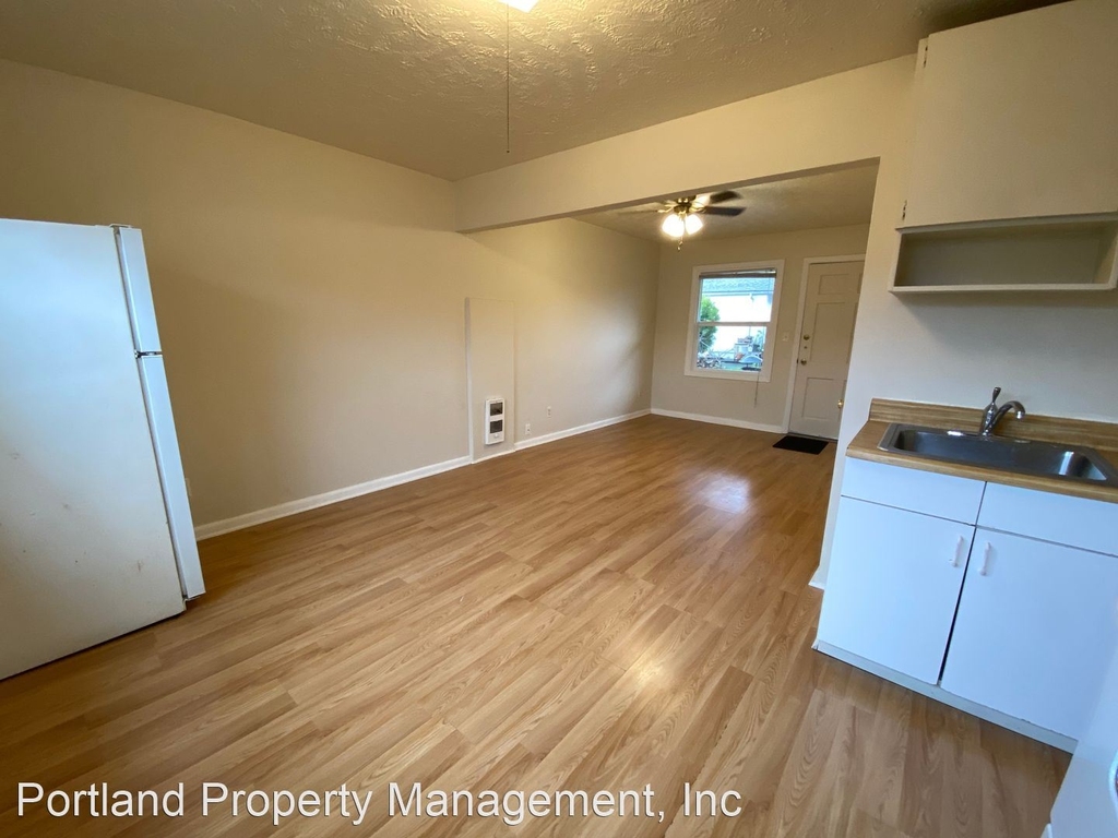 6939 Ne Grand Avenue, Unit #2 - Photo 4