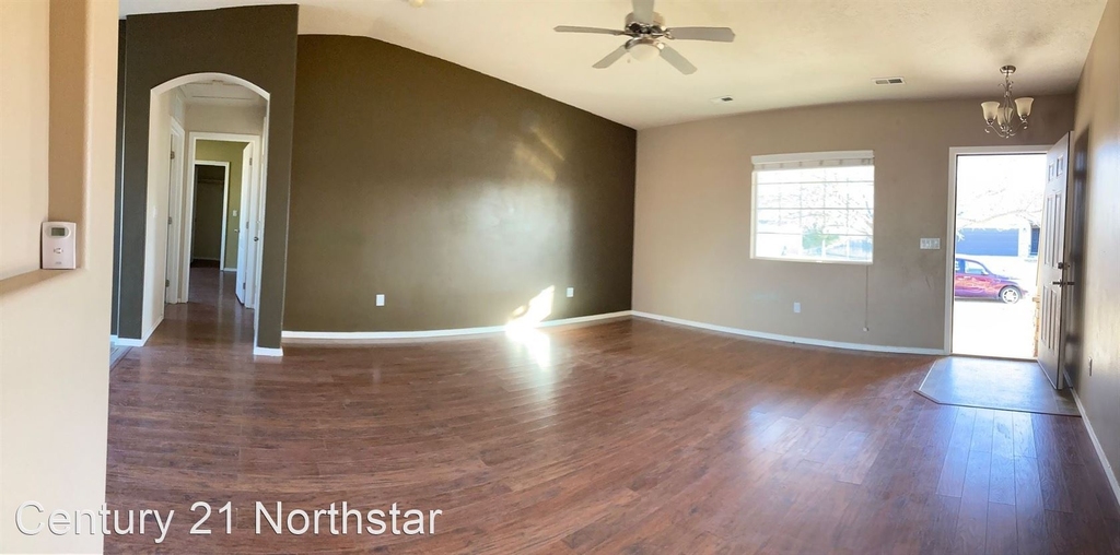 12692 Sunstone St - Photo 2