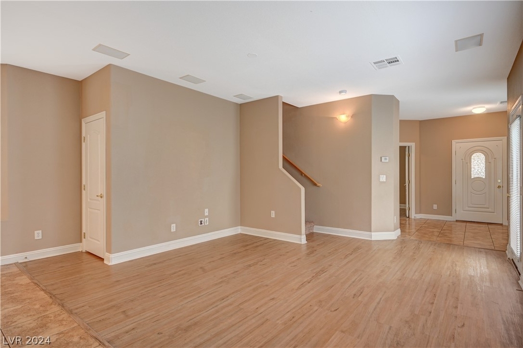 9185 Wild Briar Lane - Photo 4