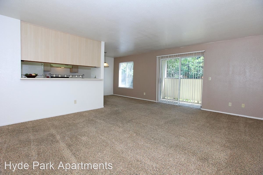 5150 North Valentine Avenue - Photo 1