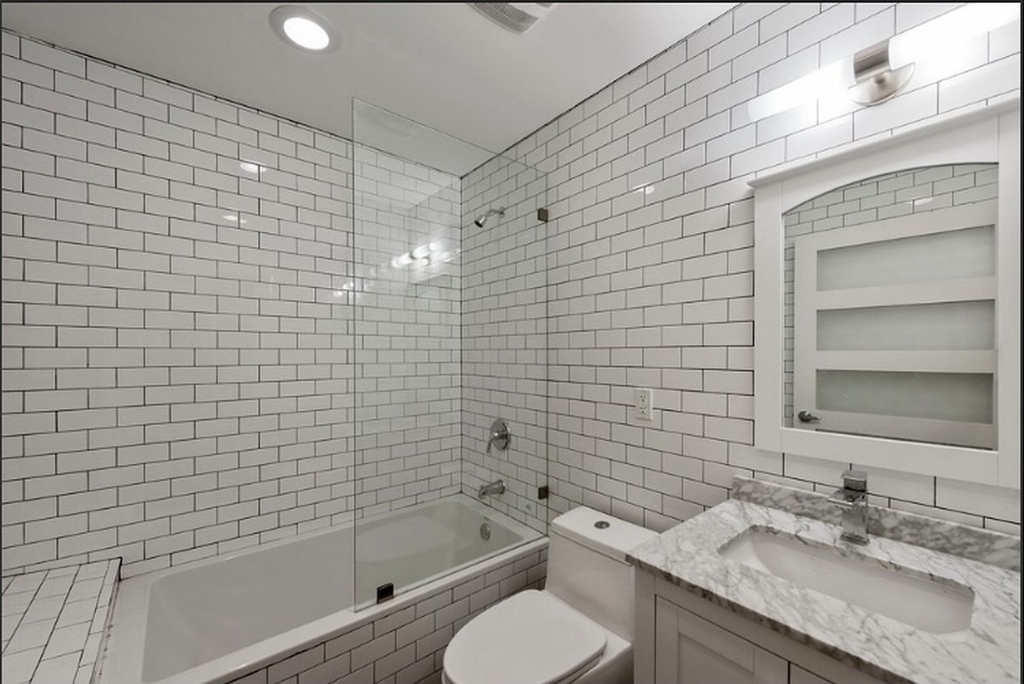 436 Jefferson Avenue - Photo 2