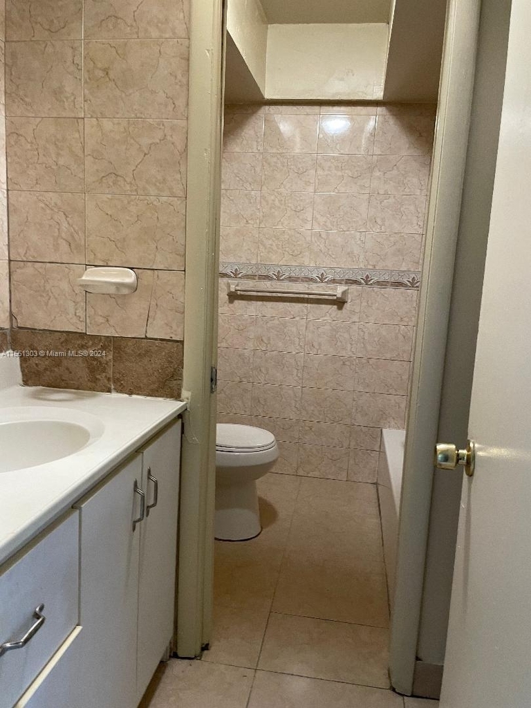 5441 Sw 38th Ct - Photo 2