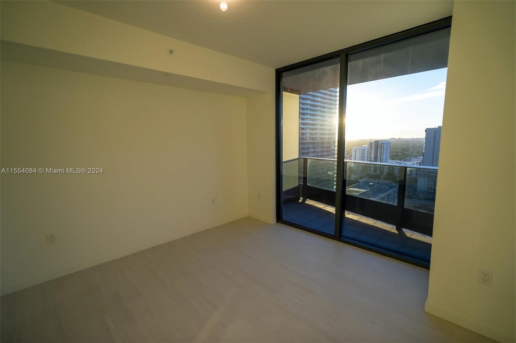 1000 Brickell Plaza - Photo 7