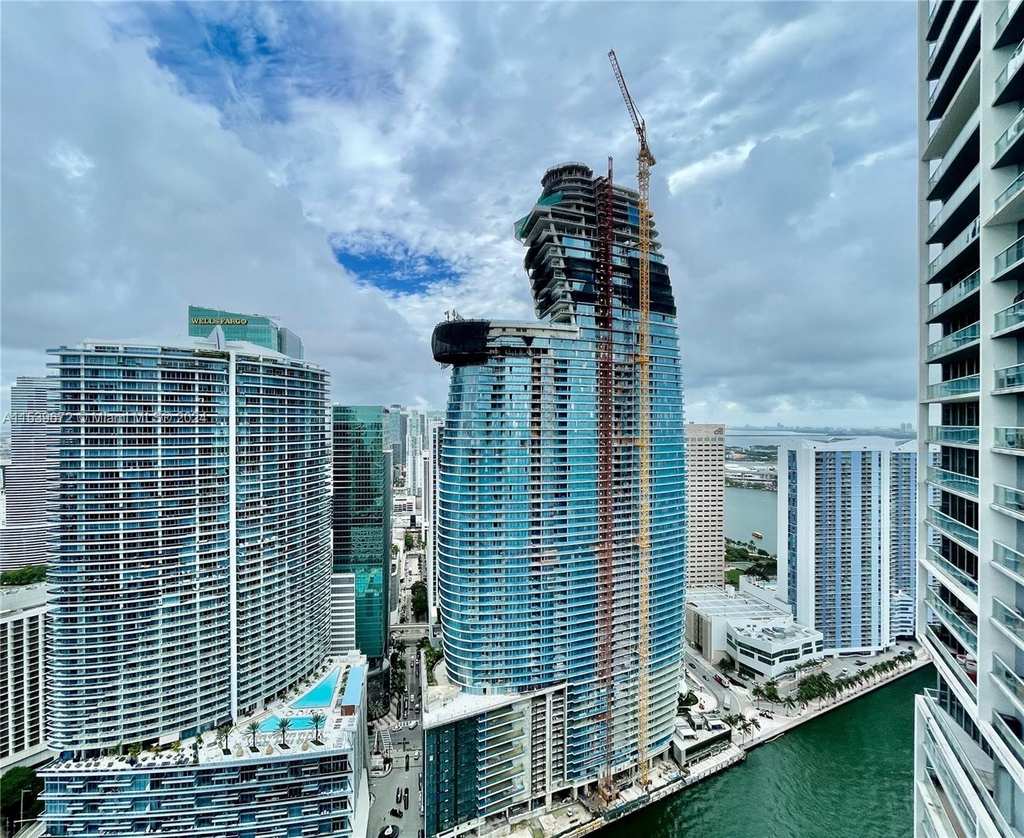 475 Brickell Ave. - Photo 14