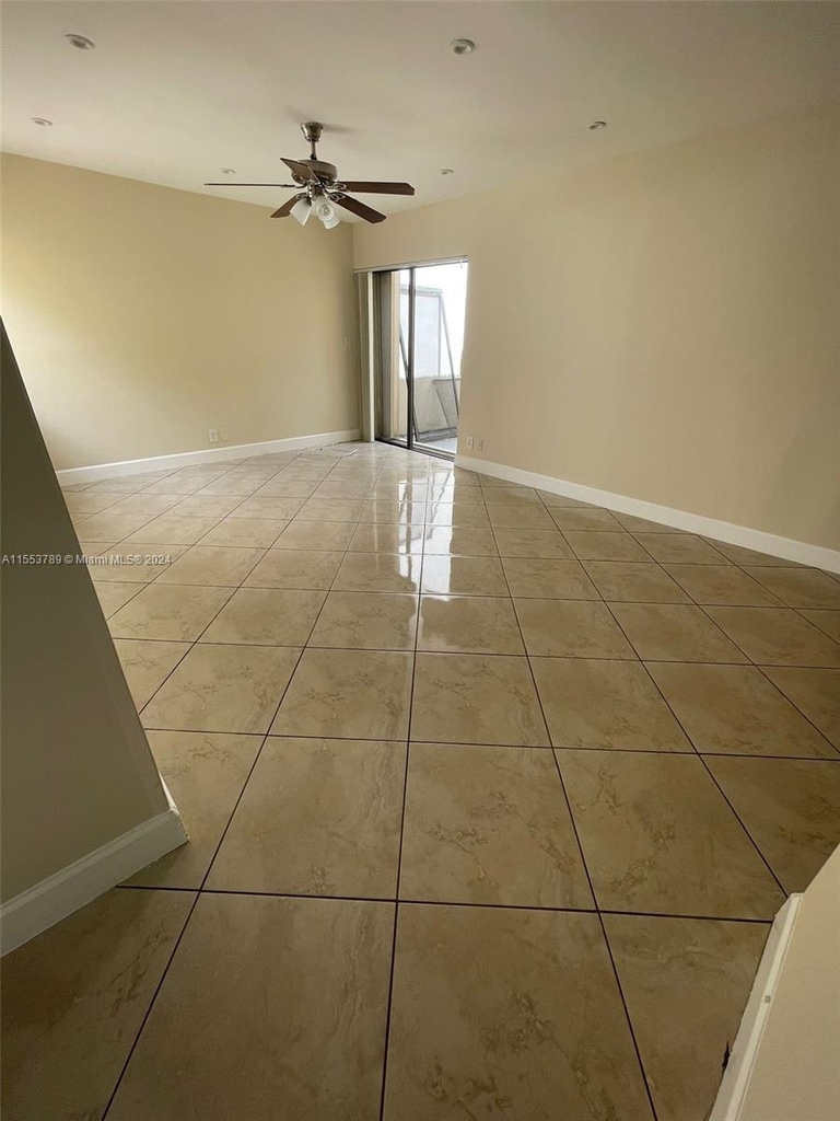 5012 Sw 40 Av - Photo 21