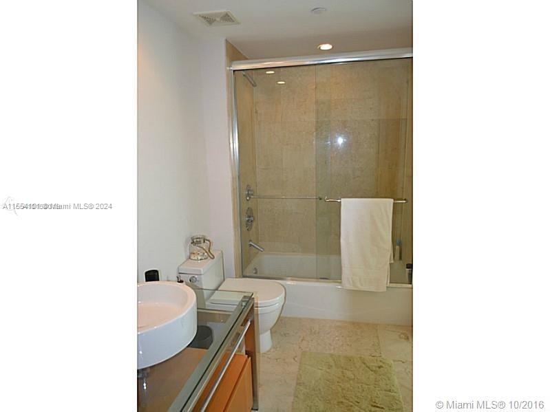 6000 Collins Ave - Photo 6