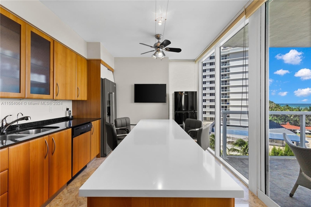 19111 Collins Ave - Photo 5