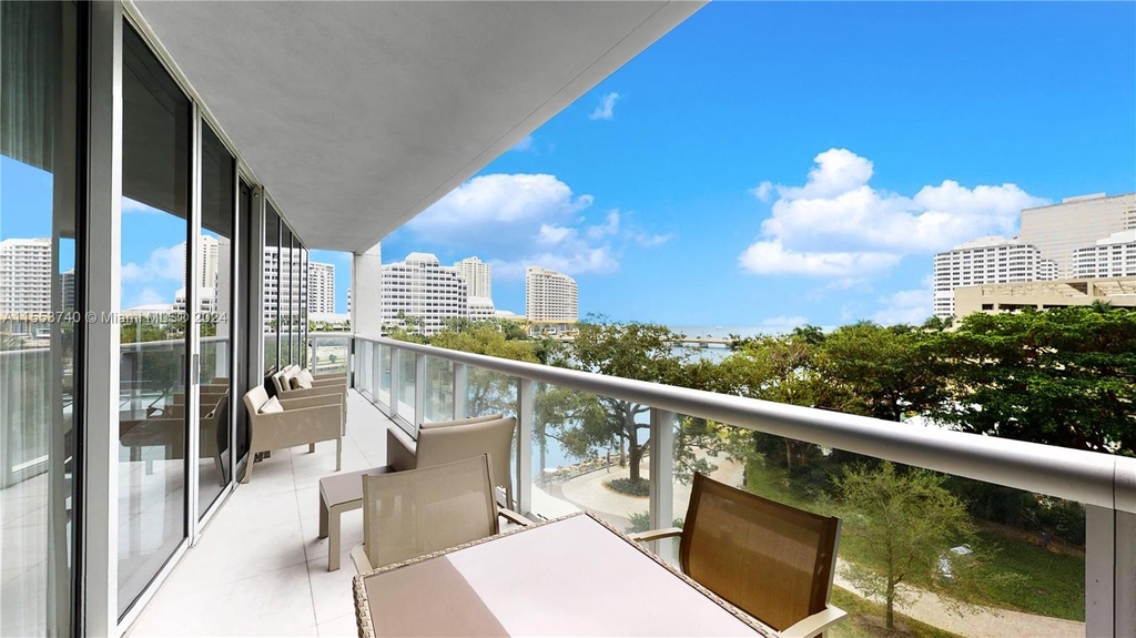 495 Brickell Ave - Photo 2