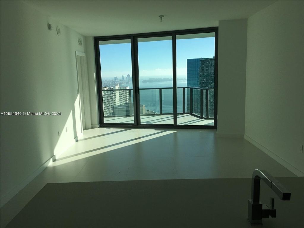 1300 S Miami Ave - Photo 2