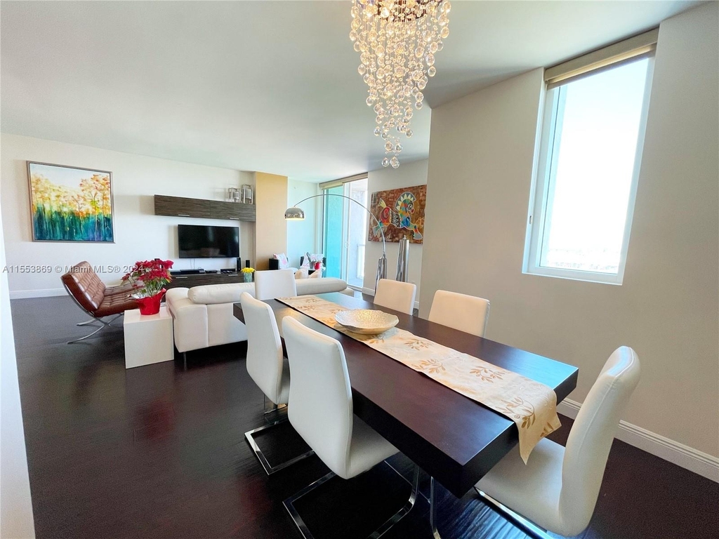 244 Biscayne Blvd - Photo 4