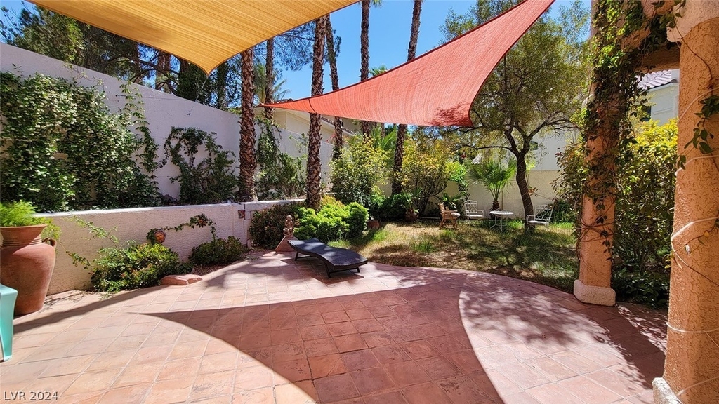 8129 Desert Jewel Circle - Photo 36