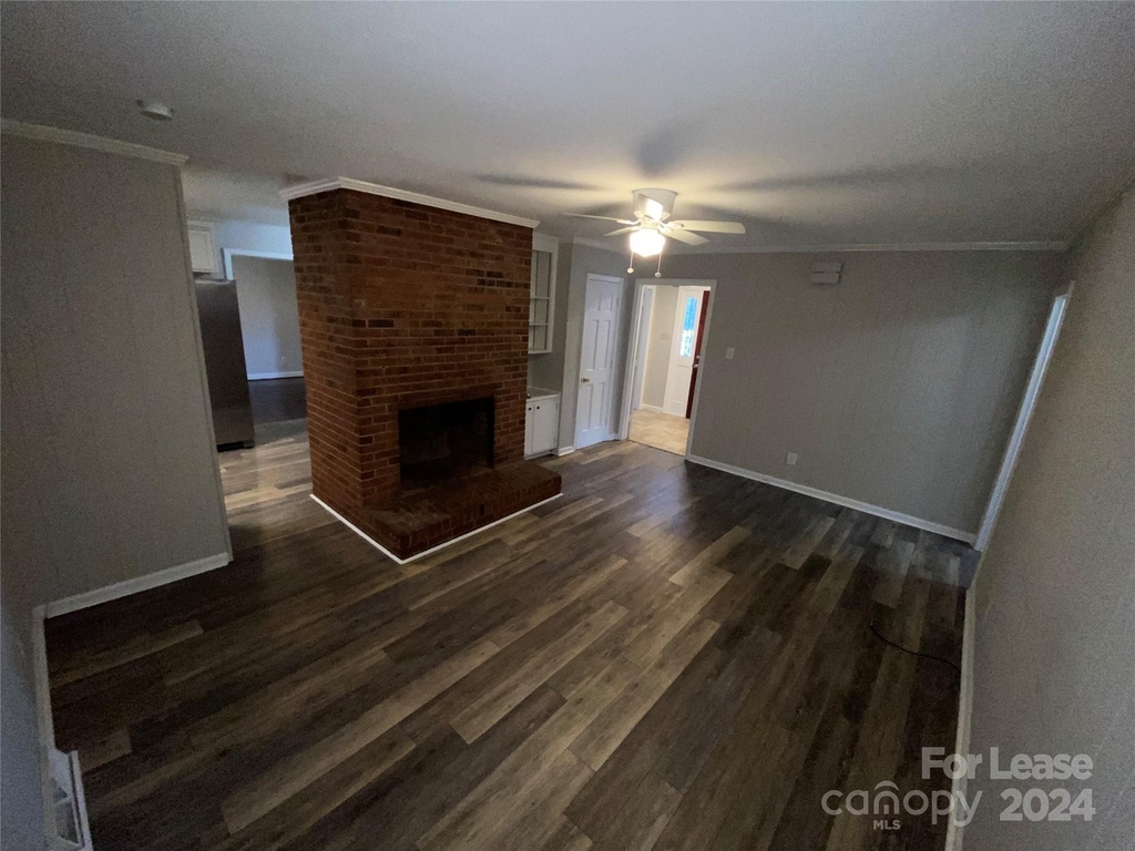 1427 Woodberry Road - Photo 8