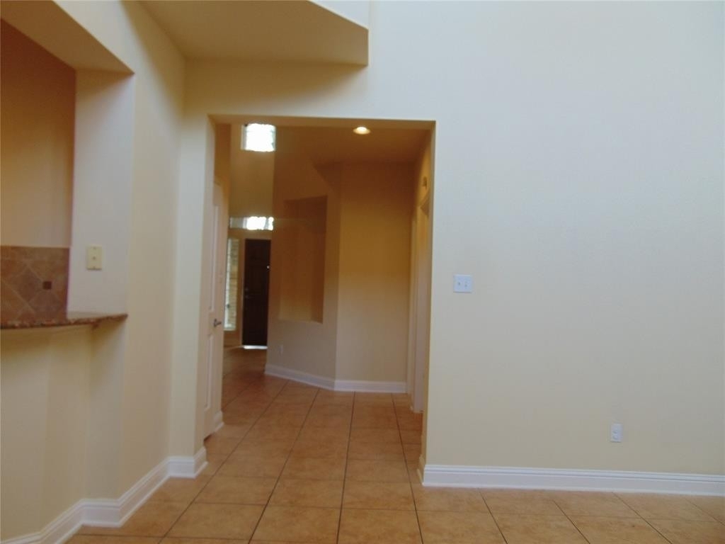 11904  Quassia Dr - Photo 8