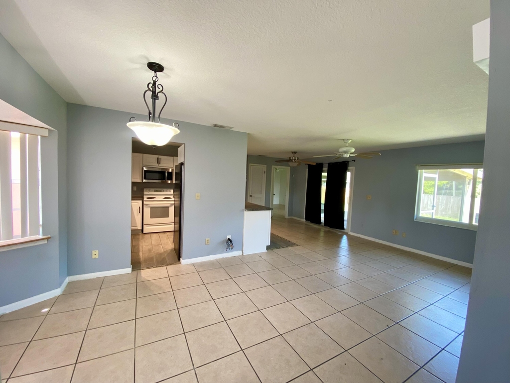 2325 Pepperwood Road - Photo 2