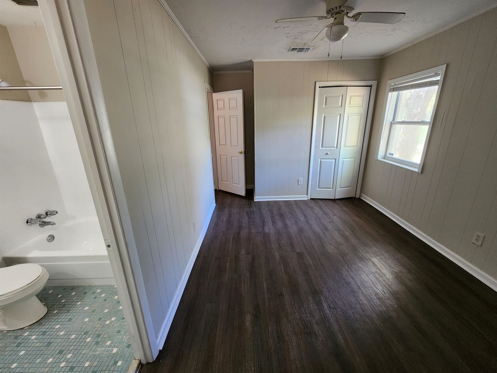 1408 California St - Photo 9