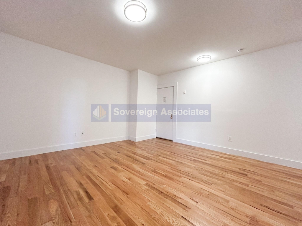 611 West 137th Street - Photo 4