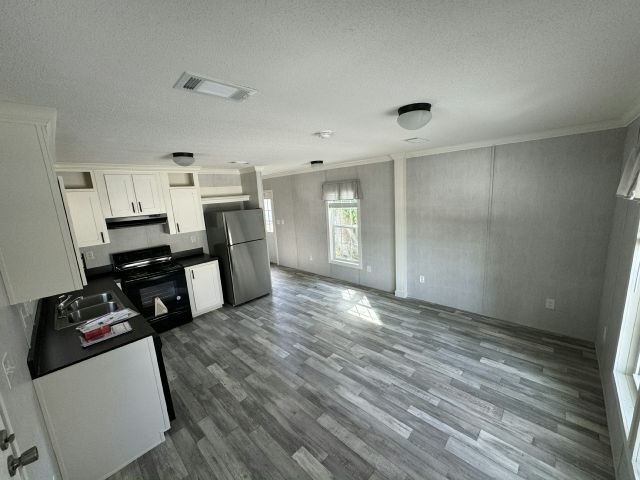 12344 Seminole Blvd. - Photo 0